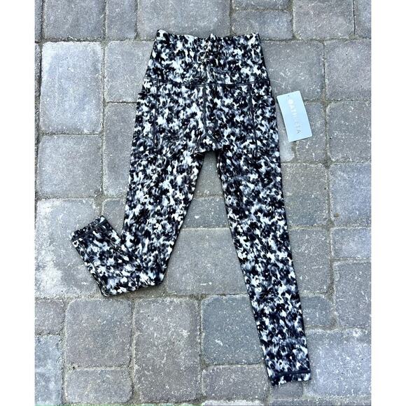 Athleta Salutation Stash pocket tights opaline floral black size XXS - Picture 4 of 6